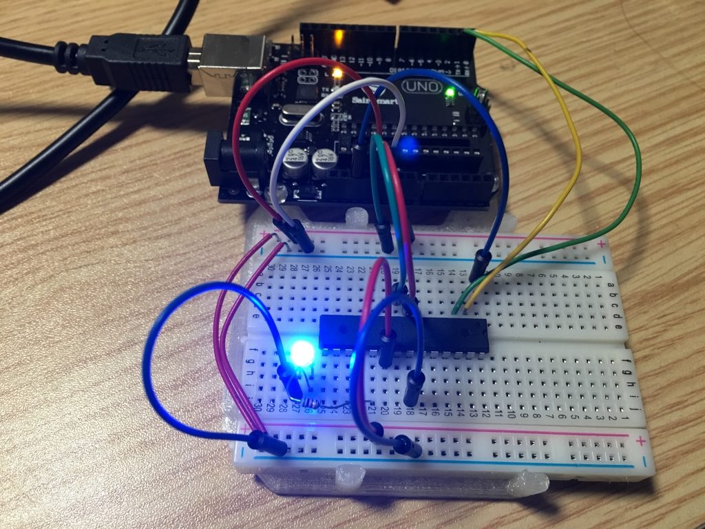 ATmega328Pを取り外して内部クロック8MHzの単独で動作させる。