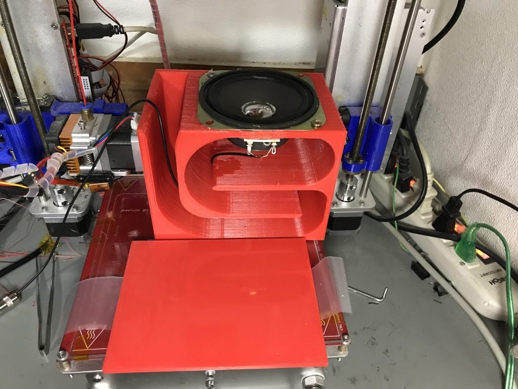 3Dプリンターで作ったバックロードホーン型スピーカー