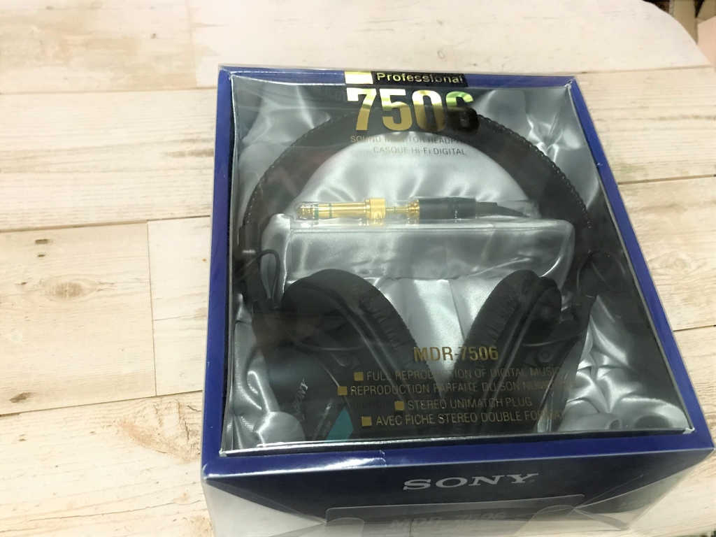 【完動品】SONY モニターヘッドホン MDR-7506